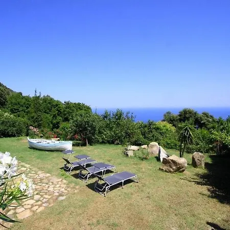Casa Pizzenni Comfortable Hotel 3*