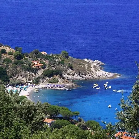 Hotel Casa Pizzenni Comfortable 3*